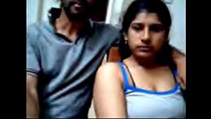 desi couple loves flashing on webcam